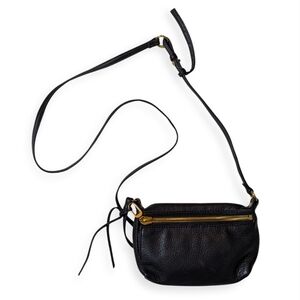 HOBO Run About Black Leather Crossbody Handbag Purse Excellent Condition